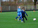 S.K.N.W.K. JO10-1 - FC De Westhoek '20 JO10-2 (competitie) seizoen 2021-2022 (voorjaar - 3e fase)) (68/97)